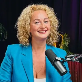 Наталья Ипатова, тренер по речи для крупных корпораций — участница курса